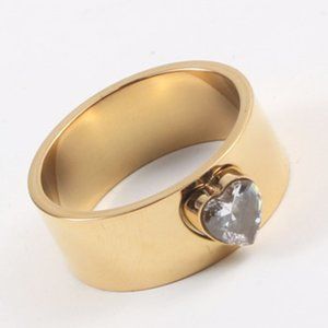 Gold heart Ring